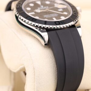 Men's vintage dress automatic watch with leather strap