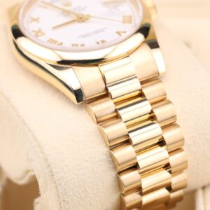 Men's vintage dress automatic watch close-up
