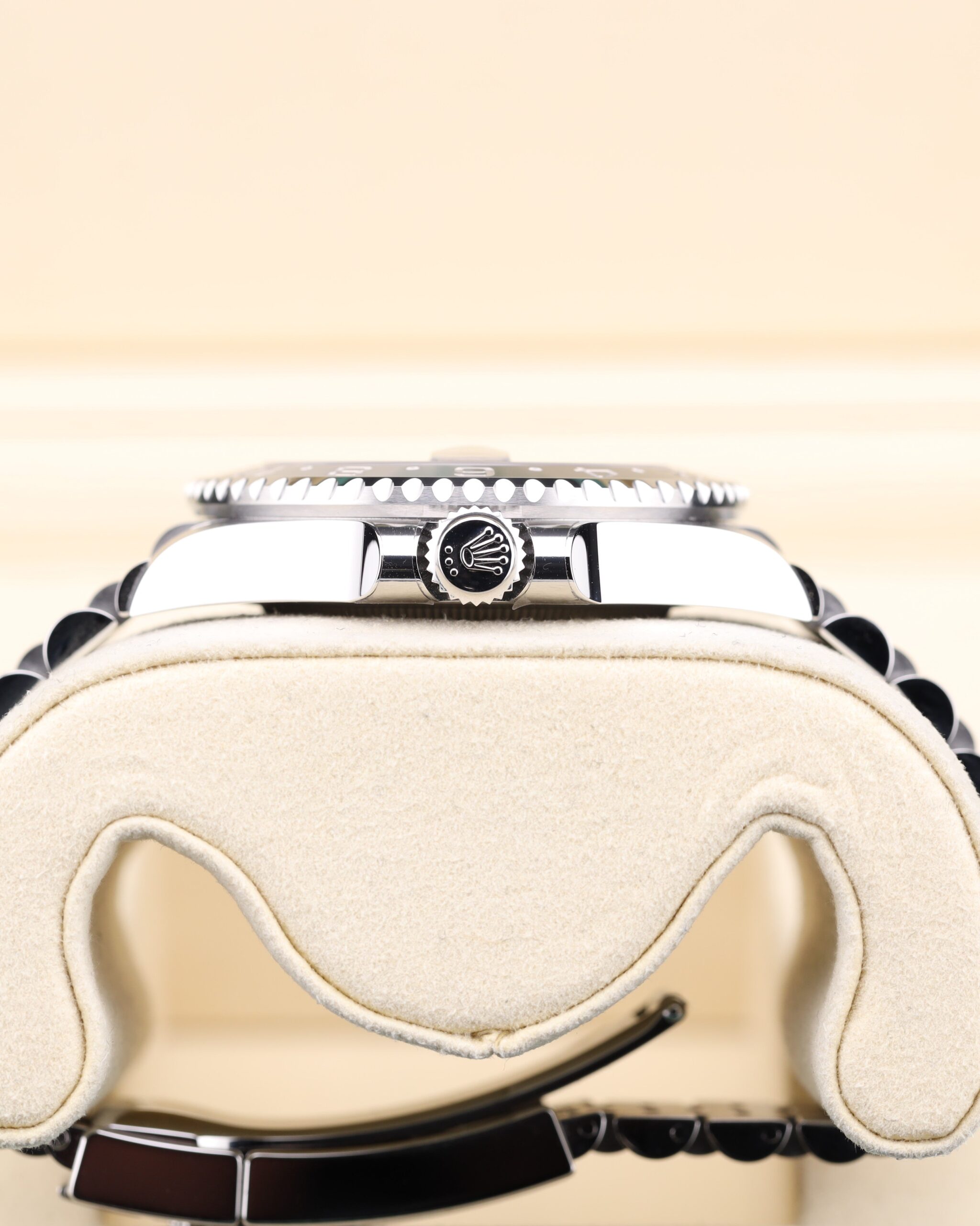 Men's vintage dress automatic watch close-up