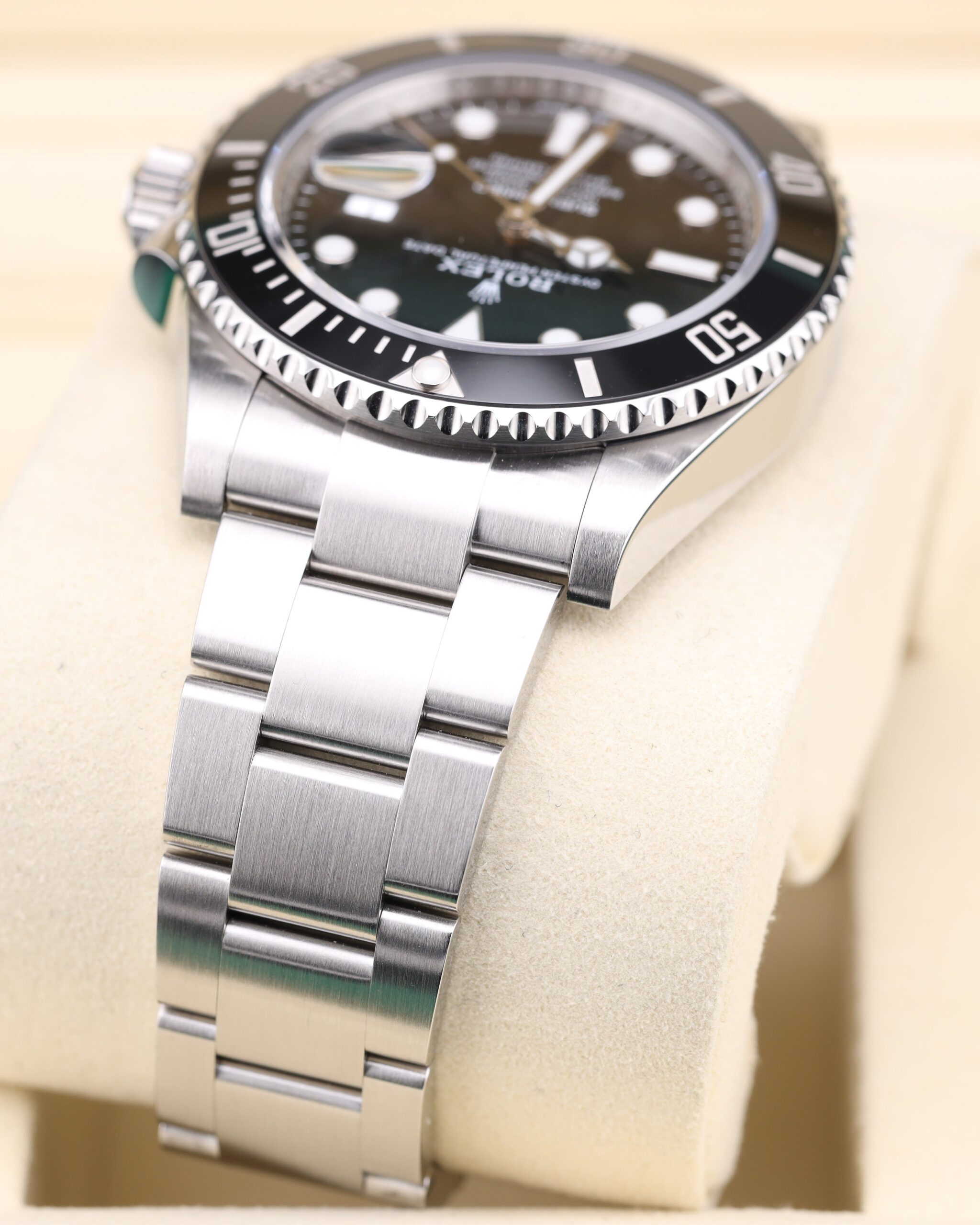 Classic pre-owned automatic dress watch