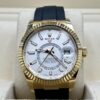 Classic pre-owned automatic dress watch