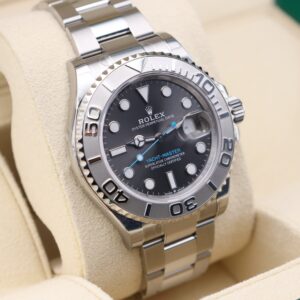 Classic pre-owned automatic dress watch
