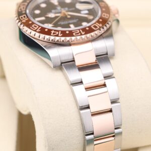 Men's vintage dress automatic watch dial