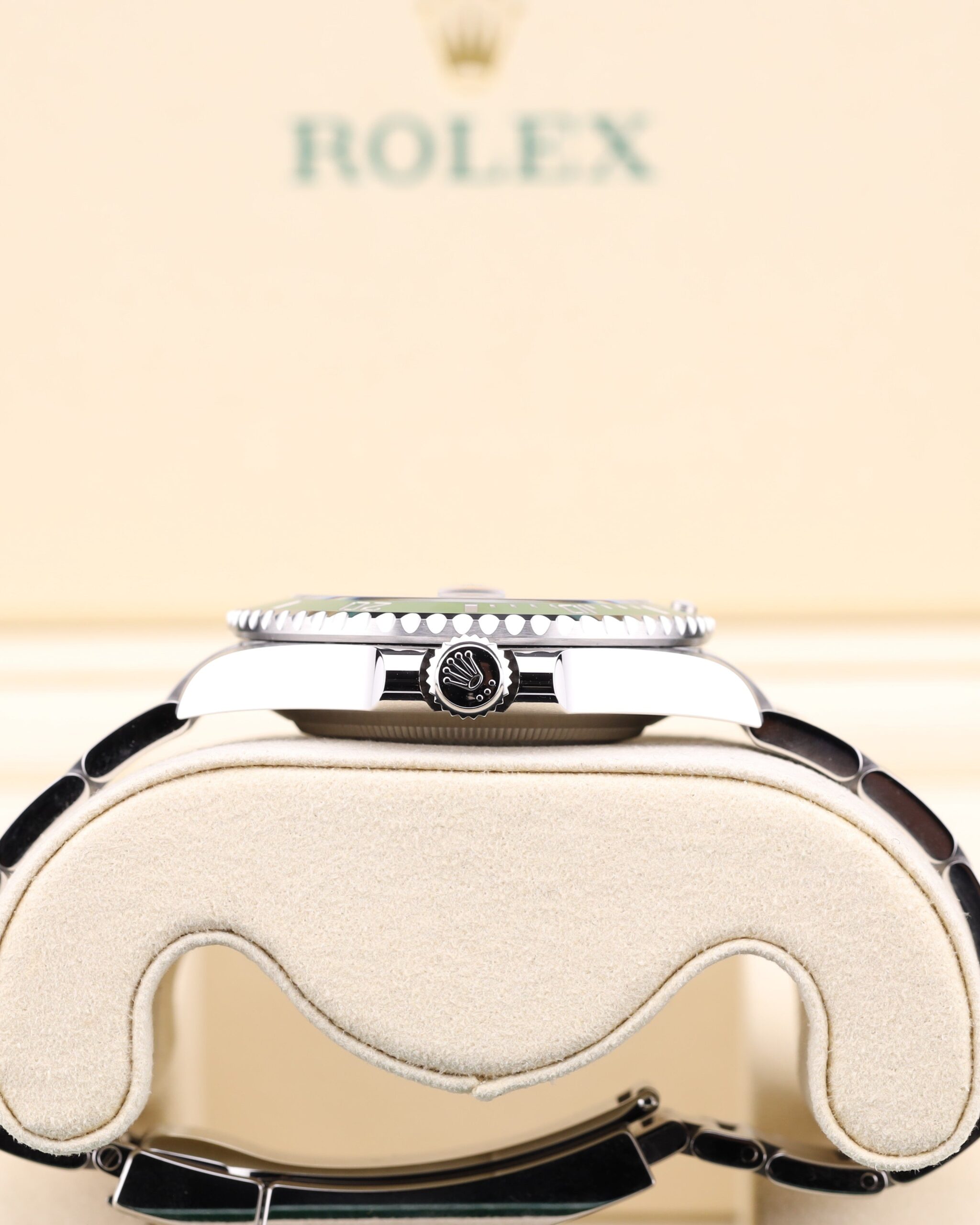 Men's vintage dress automatic watch with leather strap