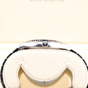 Men's vintage dress automatic wristwatch