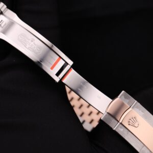 Pre-owned stainless steel chronograph wristwatch