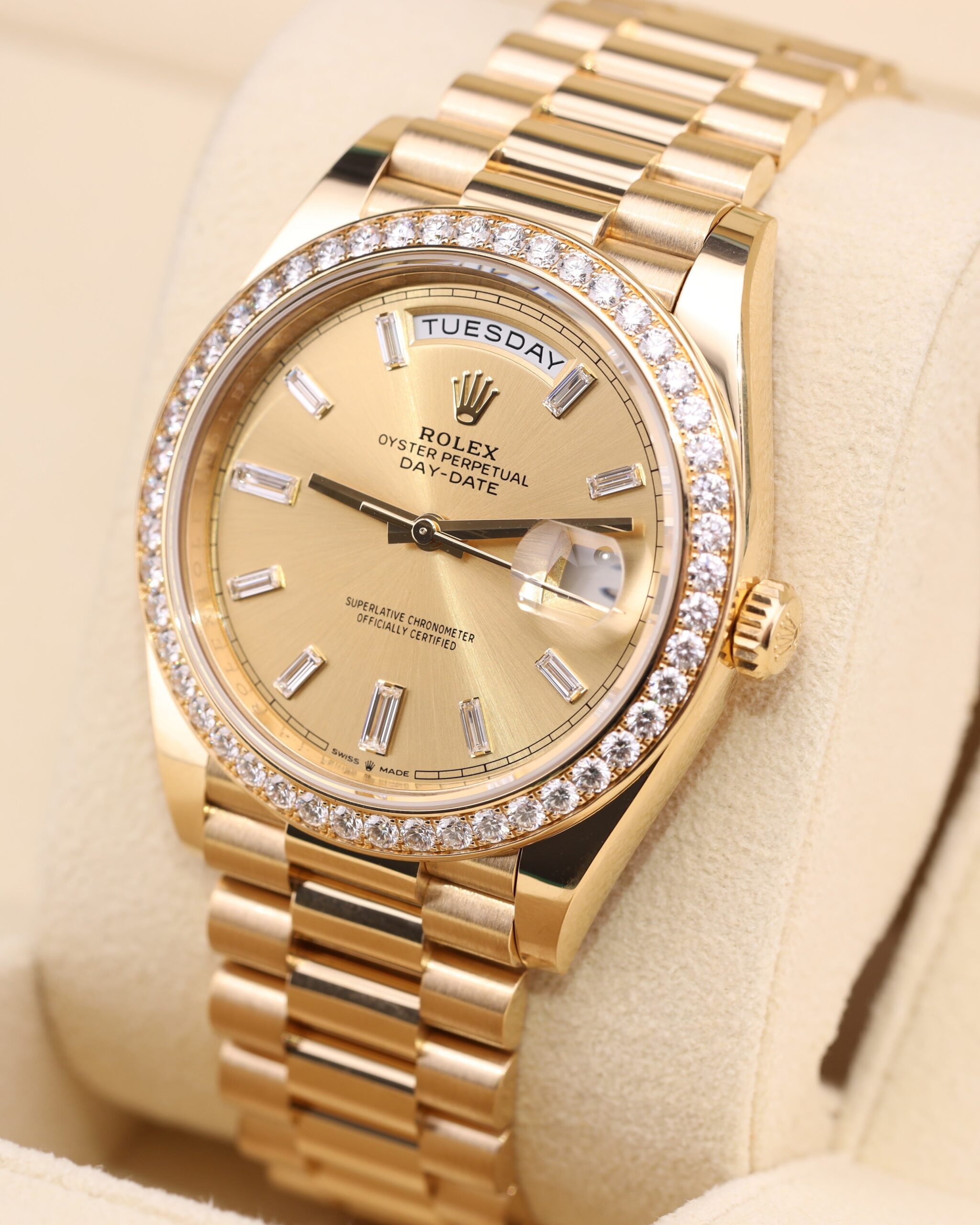 Men's vintage dress automatic watch close-up