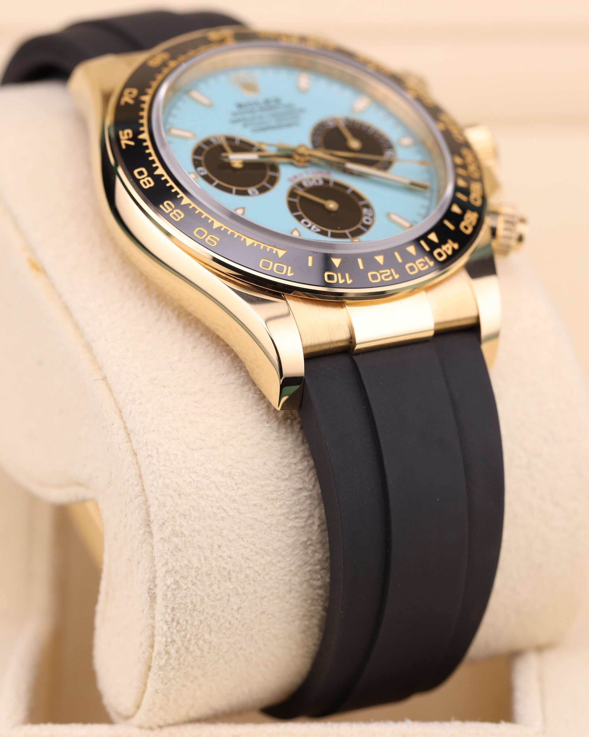 Men's vintage dress automatic watch with leather strap