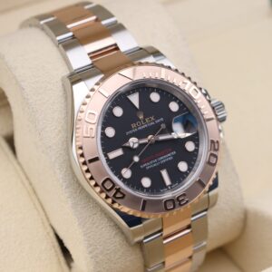 Vintage diver mechanical watch close-up