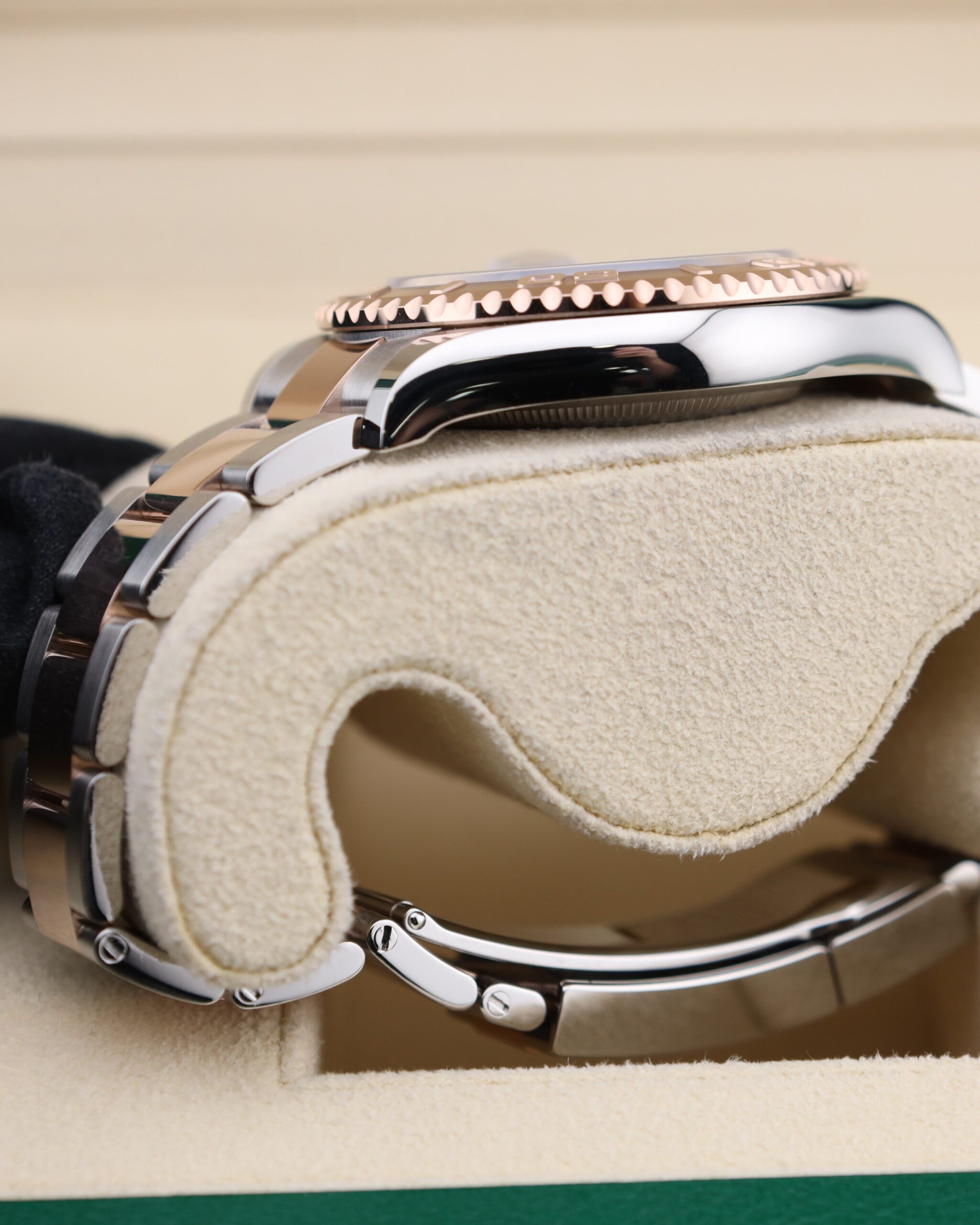Men's vintage dress automatic watch with leather strap
