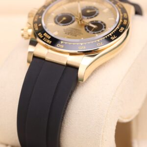 Elegant pre-owned automatic dress watch