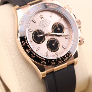 Men's vintage dress automatic watch dial