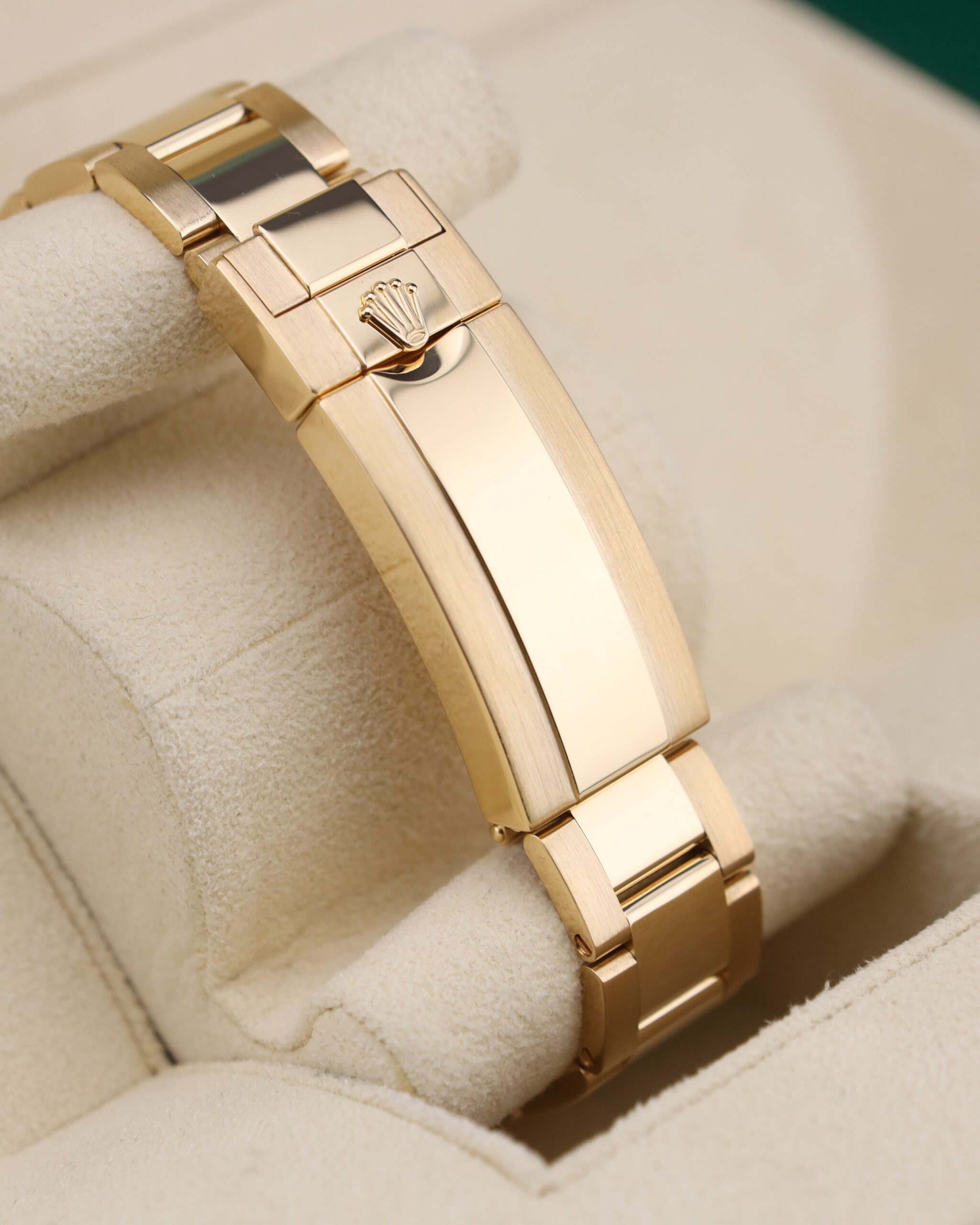 Vintage slim case men’s watch close-up