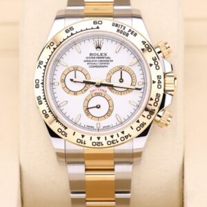Men's vintage dress automatic watch dial