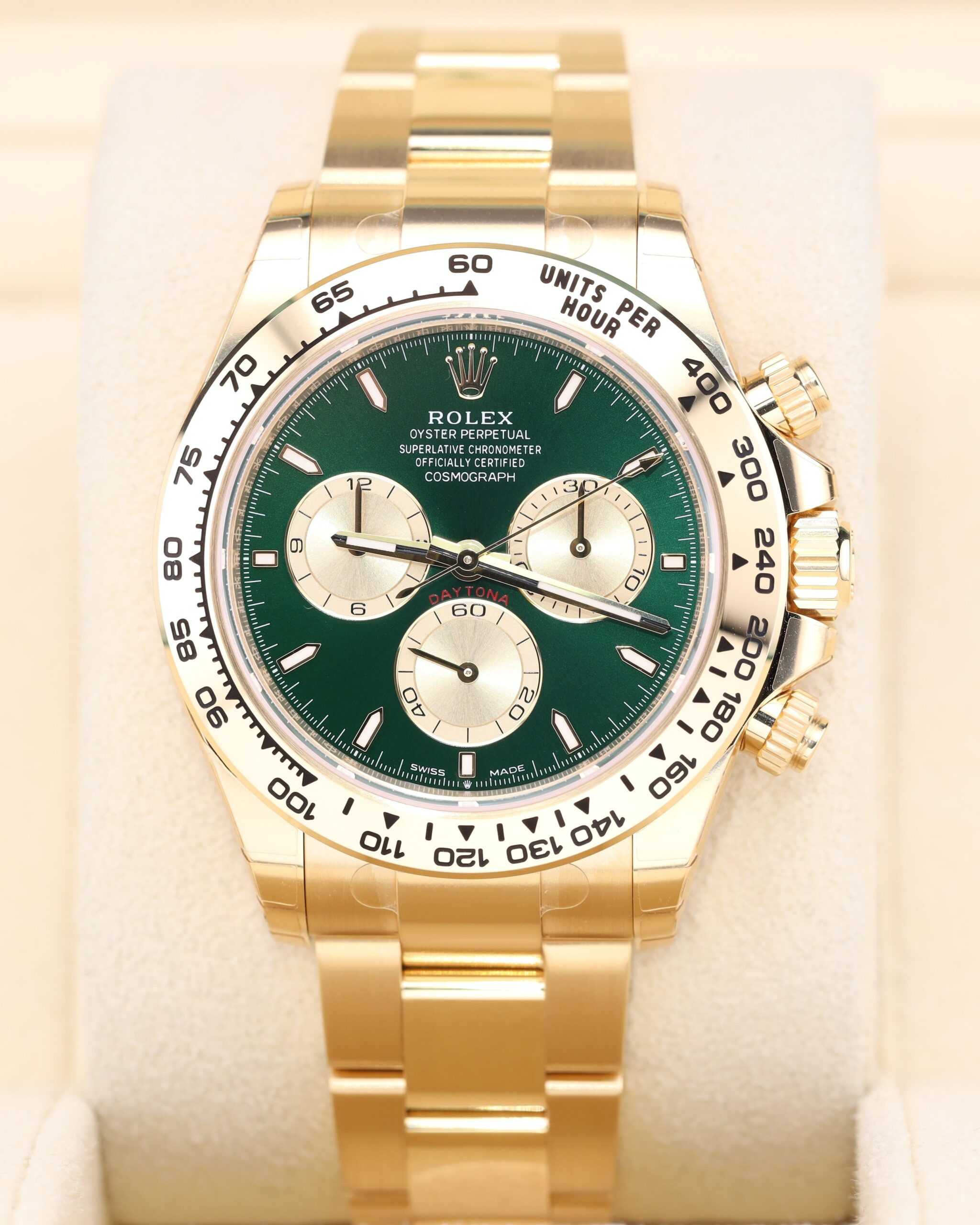 Pre-owned stainless steel chronograph wristwatch