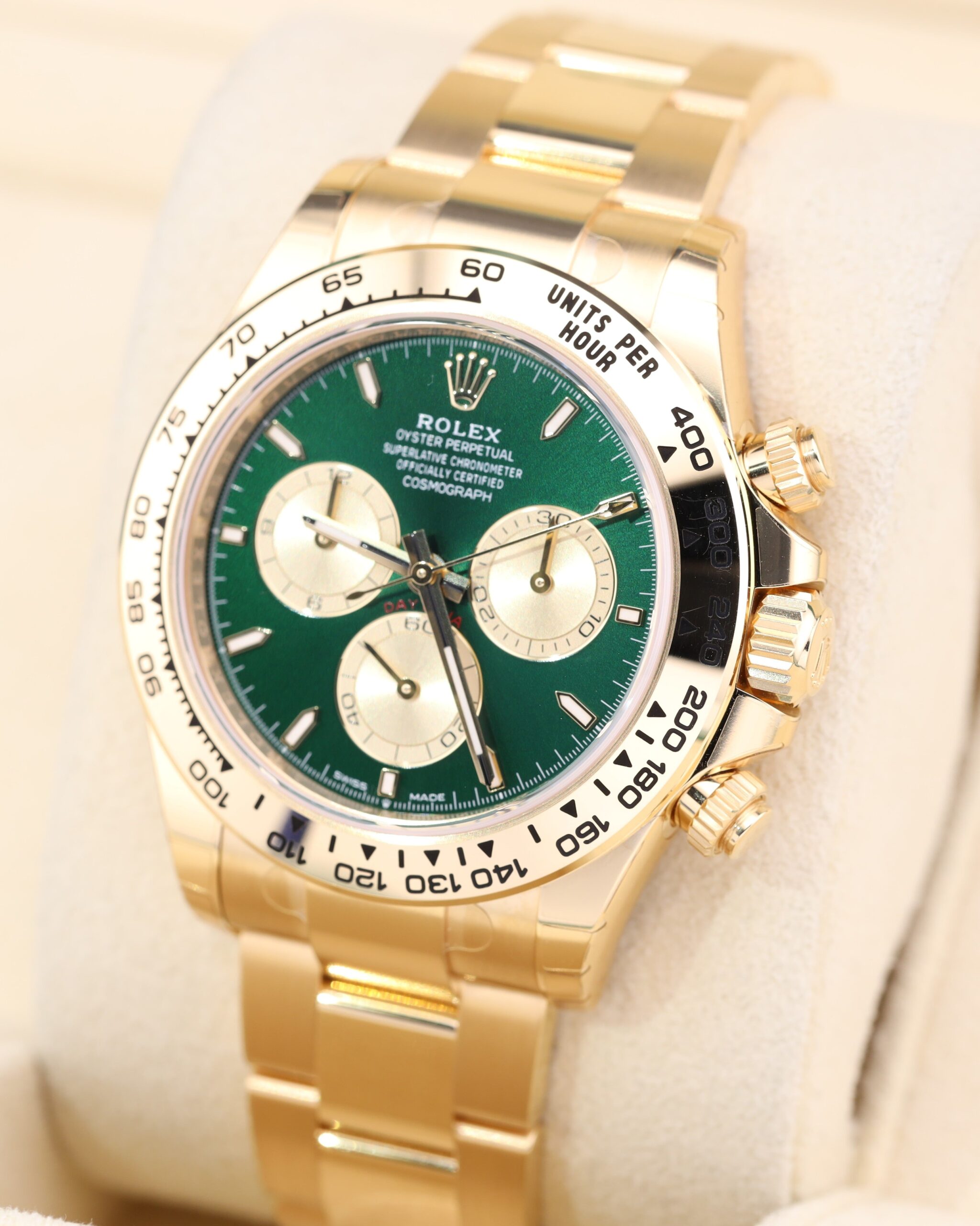Pre-owned ladies automatic dress watch with silver dial