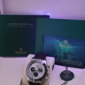 Pre-owned moonphase wrist watch dial