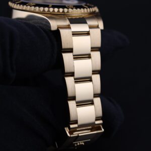 Vintage diver mechanical watch close-up