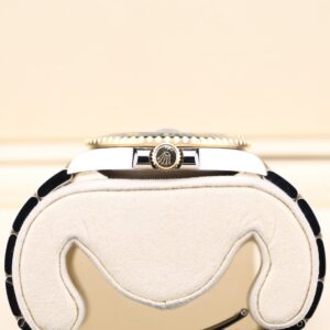 Pre-owned moonphase wrist watch with leather strap
