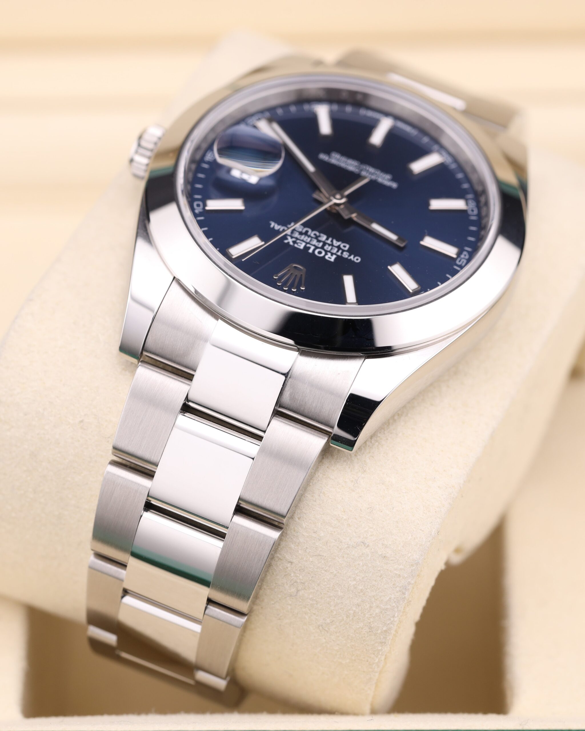 Classic pre-owned automatic dress watch
