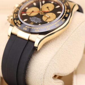 Pre-owned moonphase wrist watch display