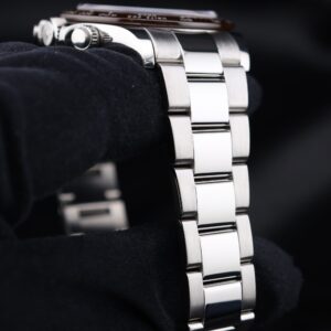 Vintage diver mechanical watch on wrist