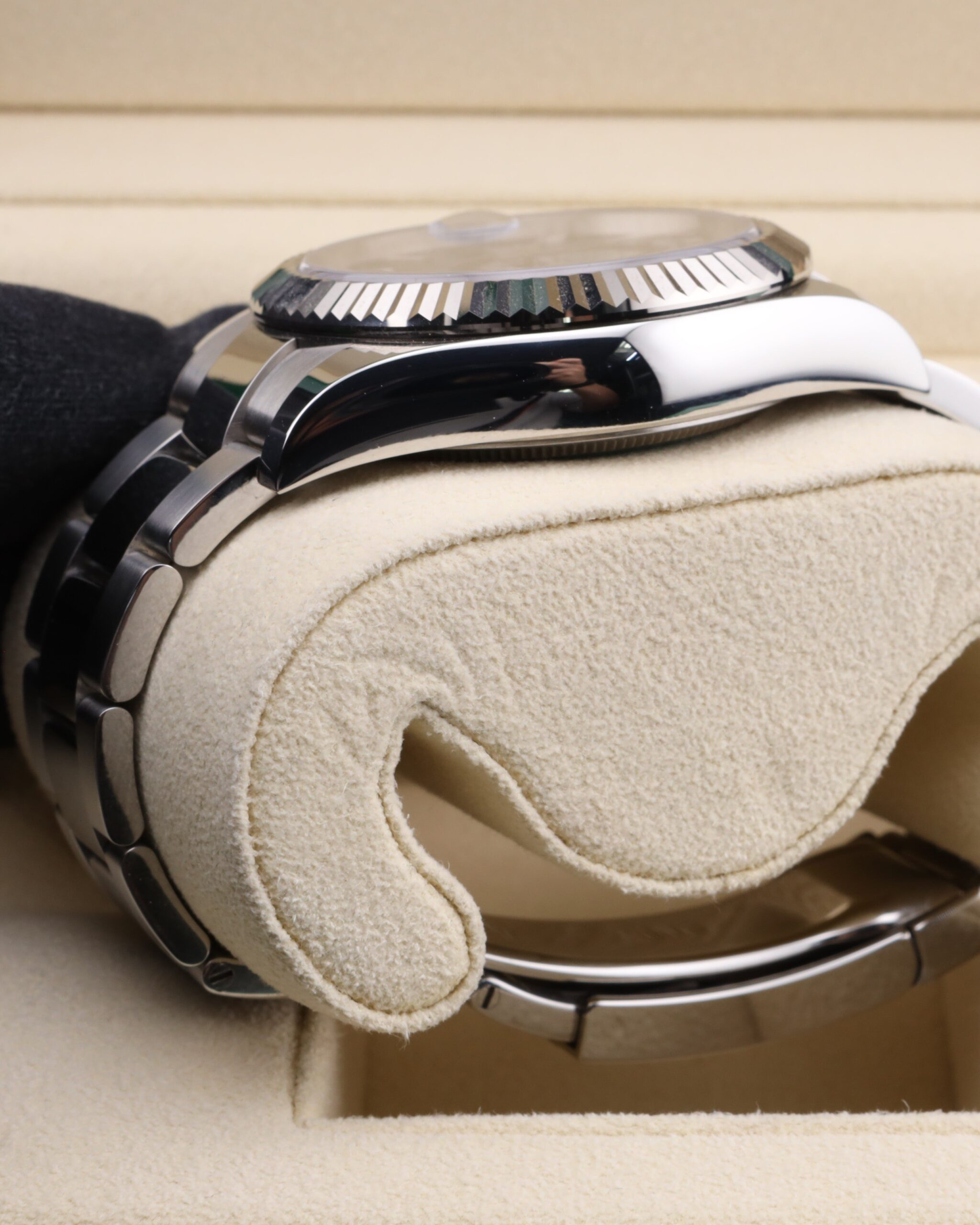 Used Swiss made mechanical watch with silver dial