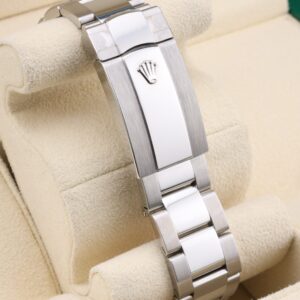Men's vintage dress automatic watch with leather strap