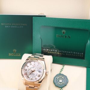 Men's vintage dress automatic watch close-up