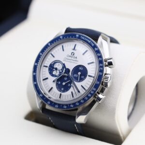 Pre-owned stainless steel chronograph watch