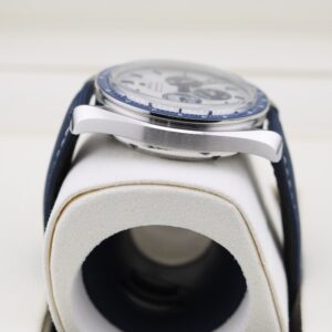 Men's vintage dress automatic watch close-up