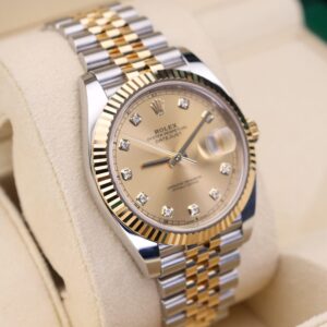 Pre-owned stainless steel chronograph wristwatch