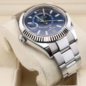 Classic men's vintage dress automatic watch