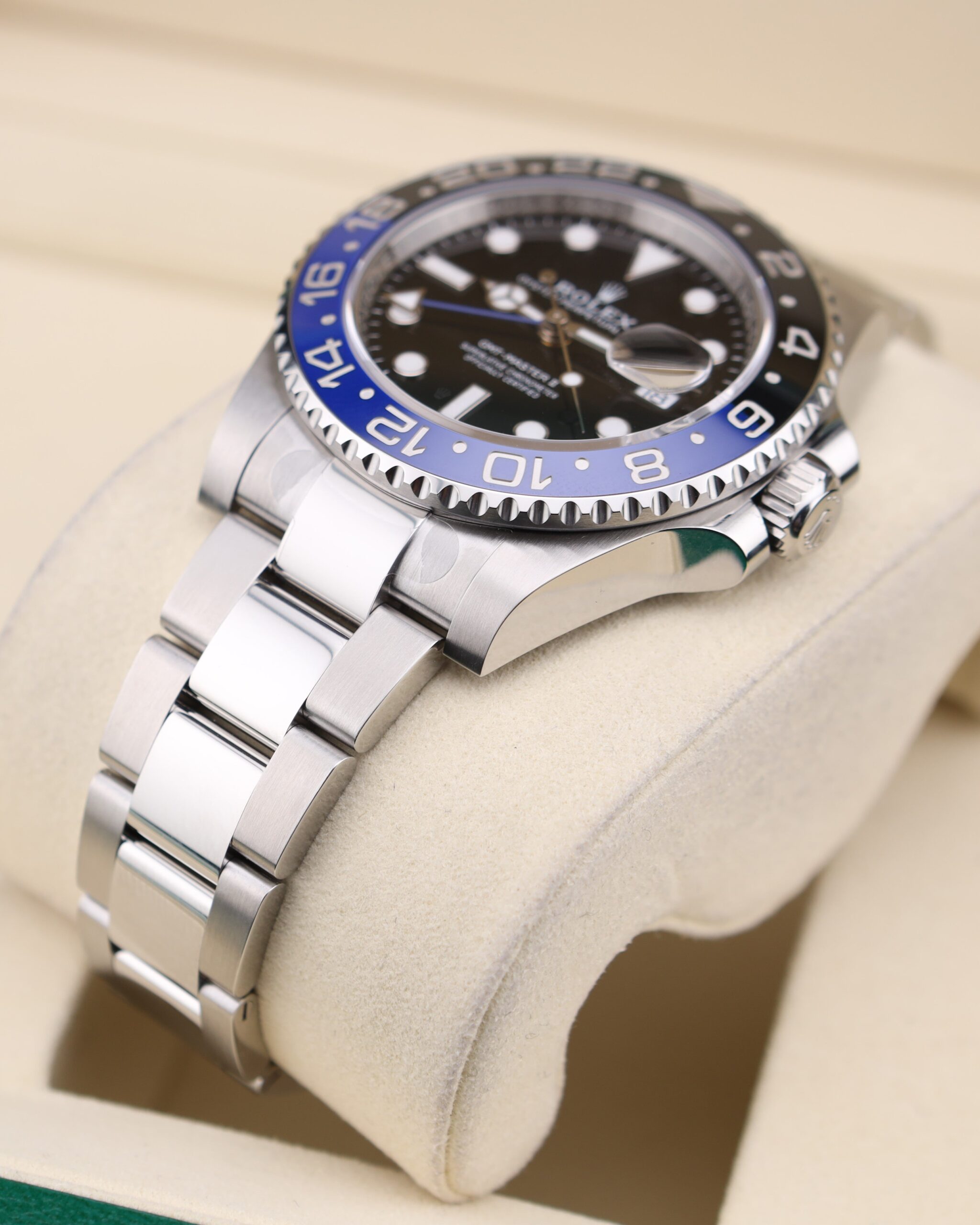 Men's vintage dress automatic watch with leather strap