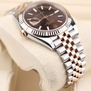 Vintage slim case men’s automatic watch