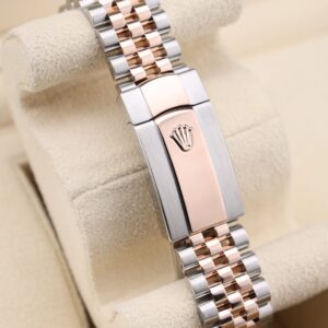 Pre-owned stainless steel chronograph watch