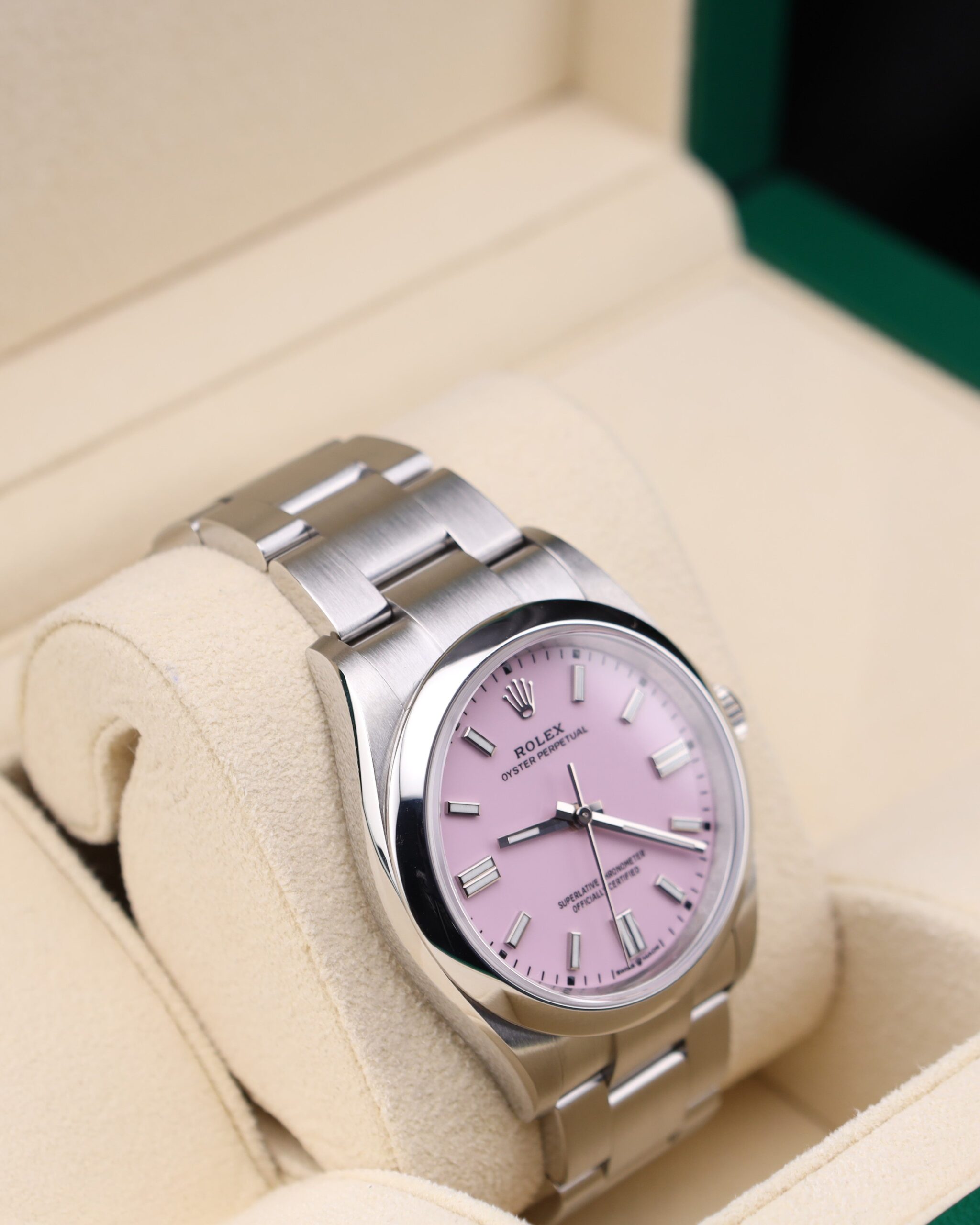 Men's vintage dress automatic watch with leather strap
