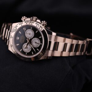 Men's vintage dress automatic wristwatch