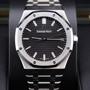 Men's vintage dress automatic watch close-up