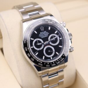 Vintage diver mechanical watch on wrist