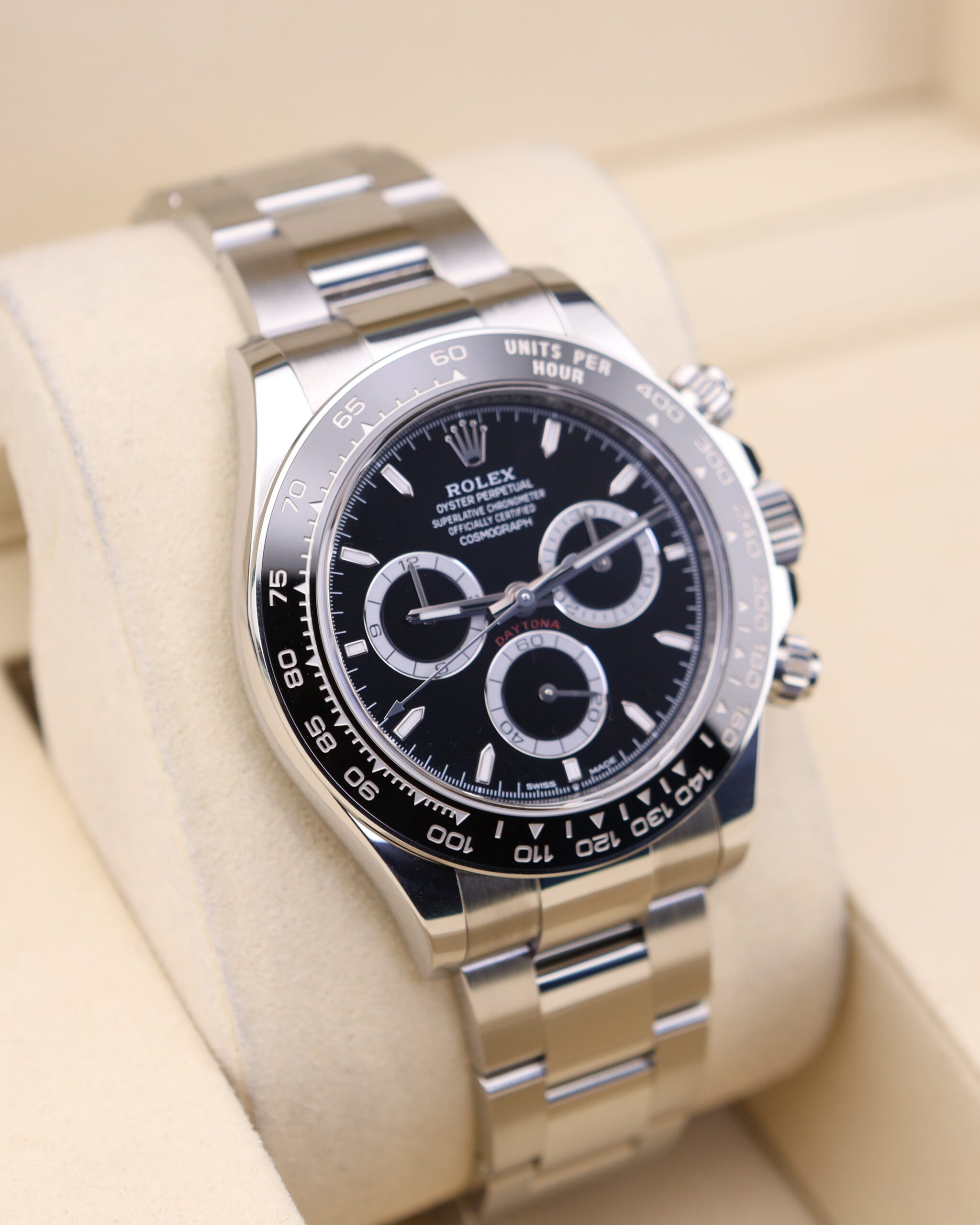 Vintage diver mechanical watch on wrist