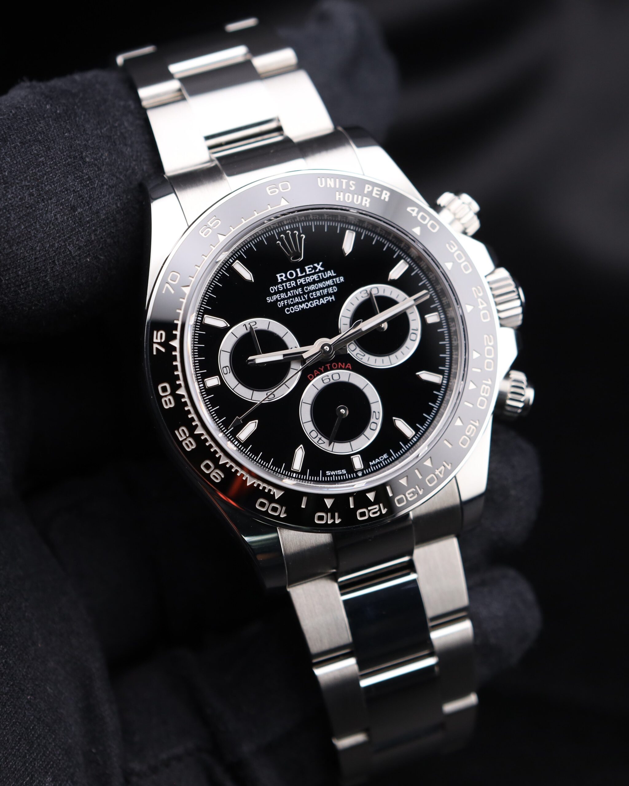 Vintage diver mechanical watch on wrist