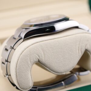 Men's vintage dress automatic watch close-up