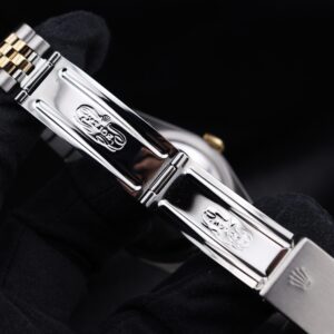 Men's vintage dress automatic watch with leather strap