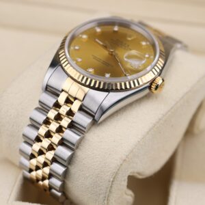 Pre-owned moonphase wrist watch with leather strap