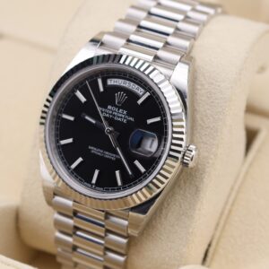 Classic pre-owned automatic dress watch