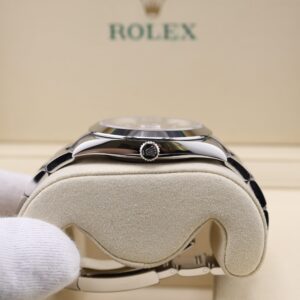 Vintage diver mechanical watch on wrist