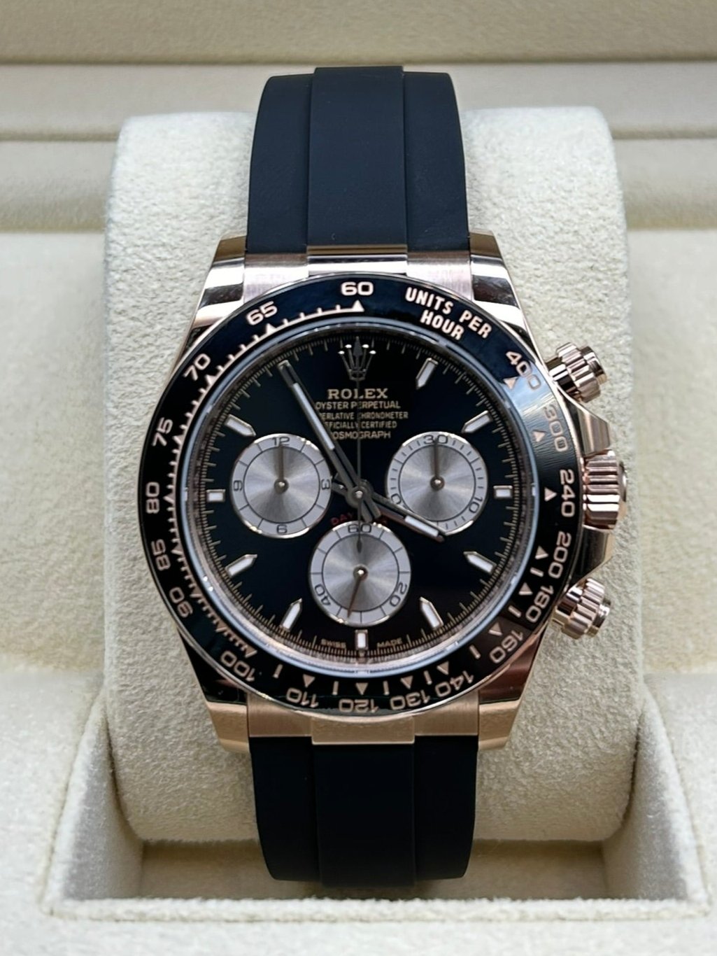 Black dial rose gold luxury wristwatch