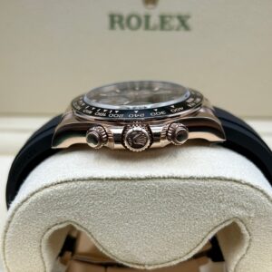 Luxury rose gold chronograph wristwatch