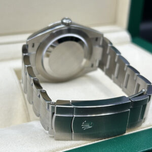 Green dial pre-owned automatic dress watch